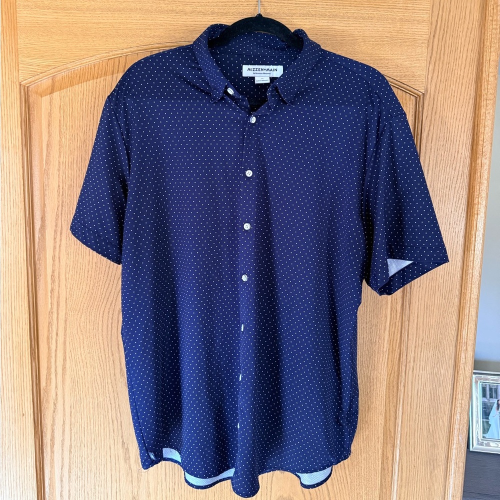 Mizzen Main Shirt Adult Extra Large Navy Blue Button Down Performance Mens XL